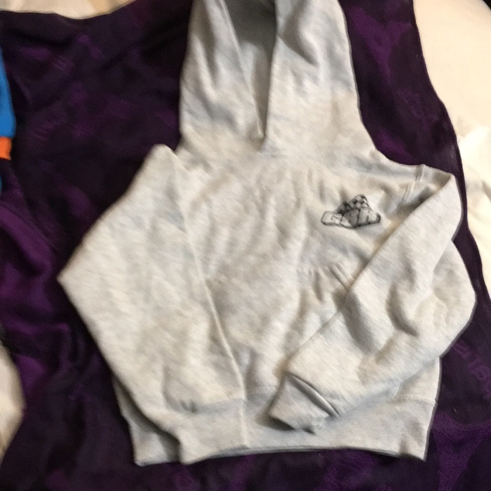 Boys jerzees pullover sweatshirt